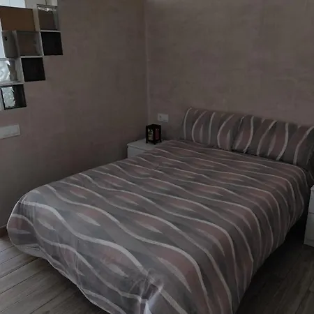 Estudio Junto Al Centro Con Aire Acondicionado *