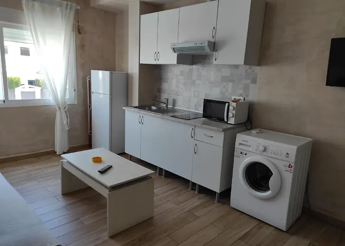 Apartamento Estudio Junto Al Centro Con Aire Acondicionado *